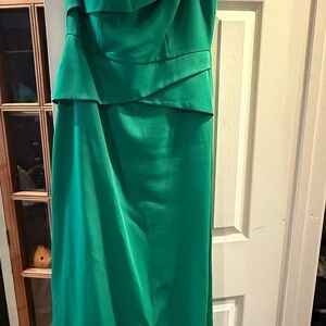 BCBGMaxAzria One Shoulder Emerald Dress
